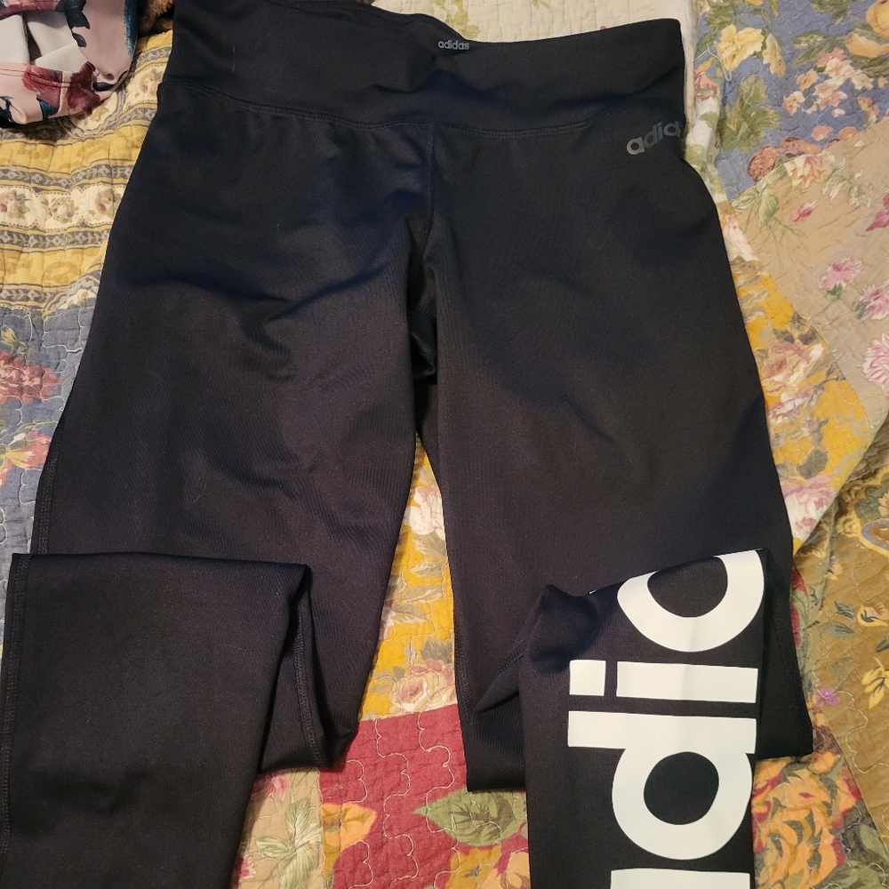 Adidas leggings